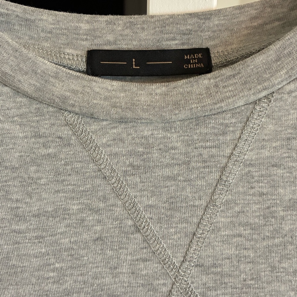 Grey pullover - Picture 2 of 3